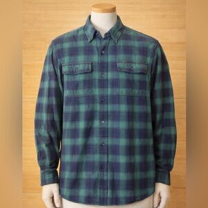 Vintage Men’s L.L. Bean Chamois Cloth Blue and Green Flannel Traditional Fit